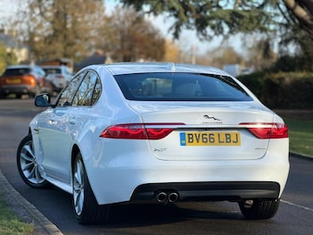 Used Jaguar XF 2016 for sale - 77131459: Photo