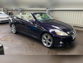 Lexus - IS