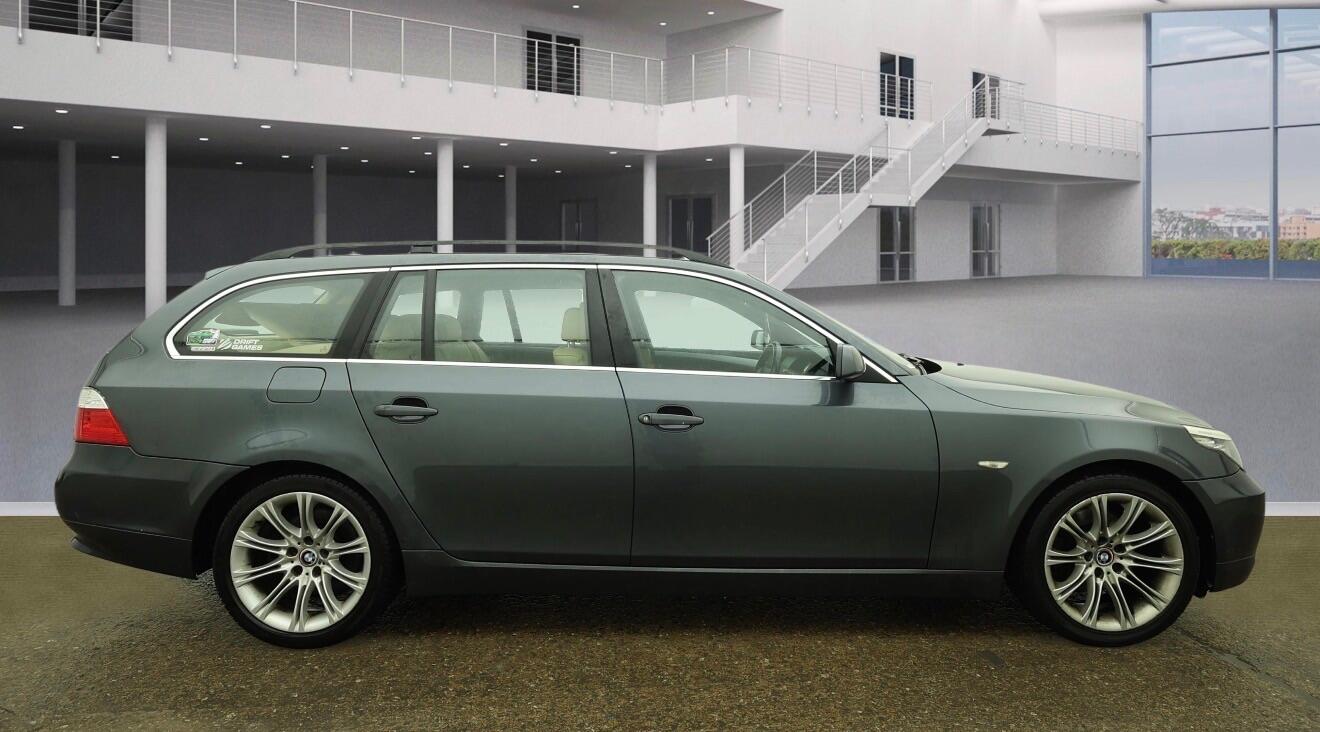 Used BMW 5 Series 2009 for sale - 77242543: Photo 5