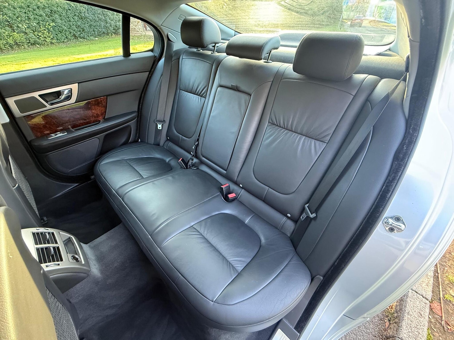 Used Jaguar XF 2010 for sale - 76996393: Photo 20