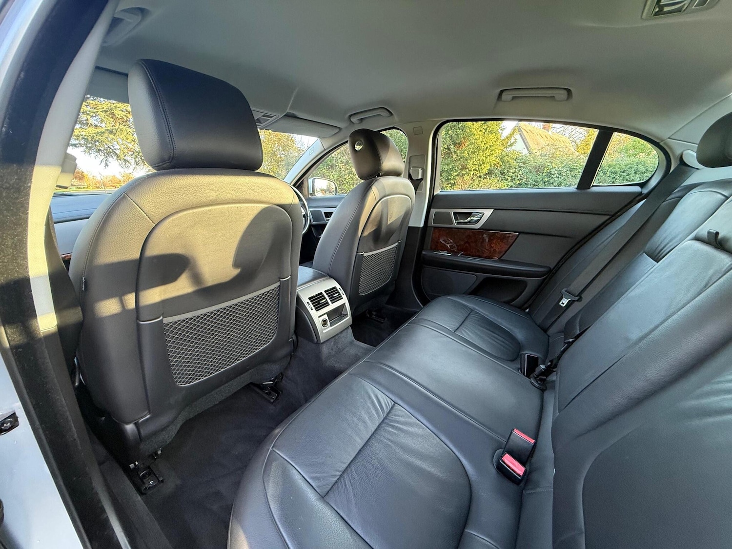 Used Jaguar XF 2010 for sale - 76996393: Photo 21