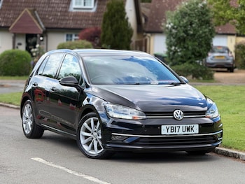 Used Volkswagen Golf 2017 for sale - 78796197: Photo