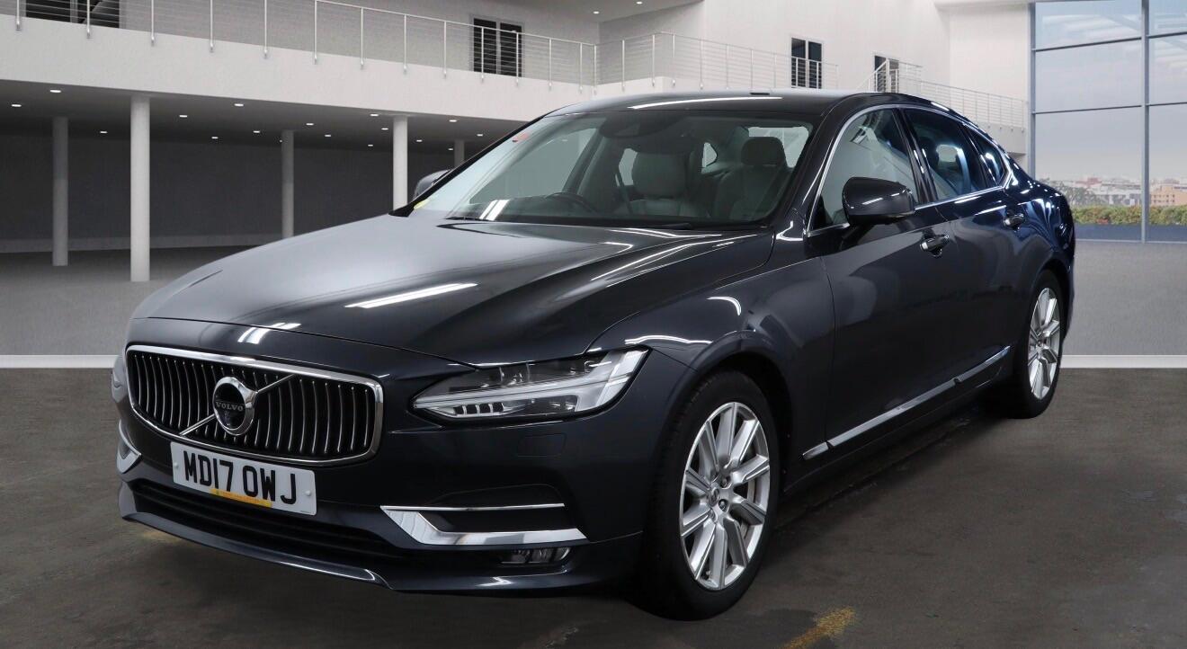 Used Volvo S90 for sale - 77242786: Photo 2