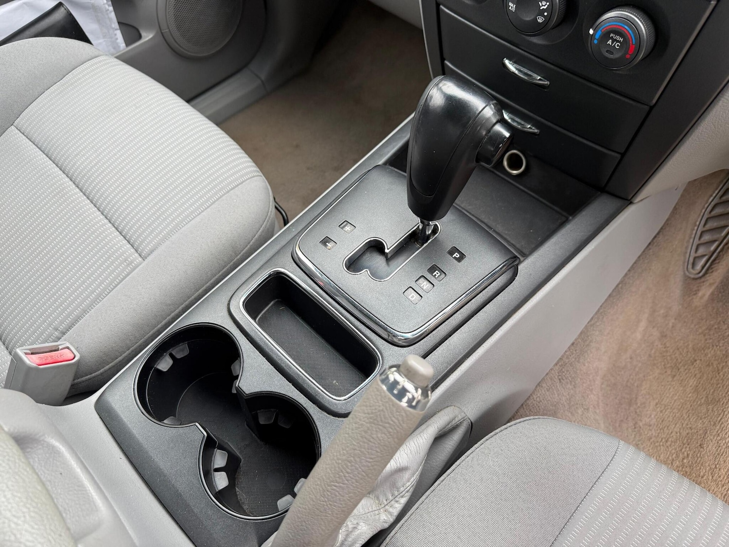 Used Kia Sorento 2008 for sale - 76715173: Photo 26