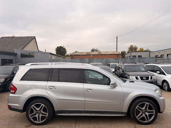 Used Mercedes-Benz GL-Class for sale - 76247748: Photo 5