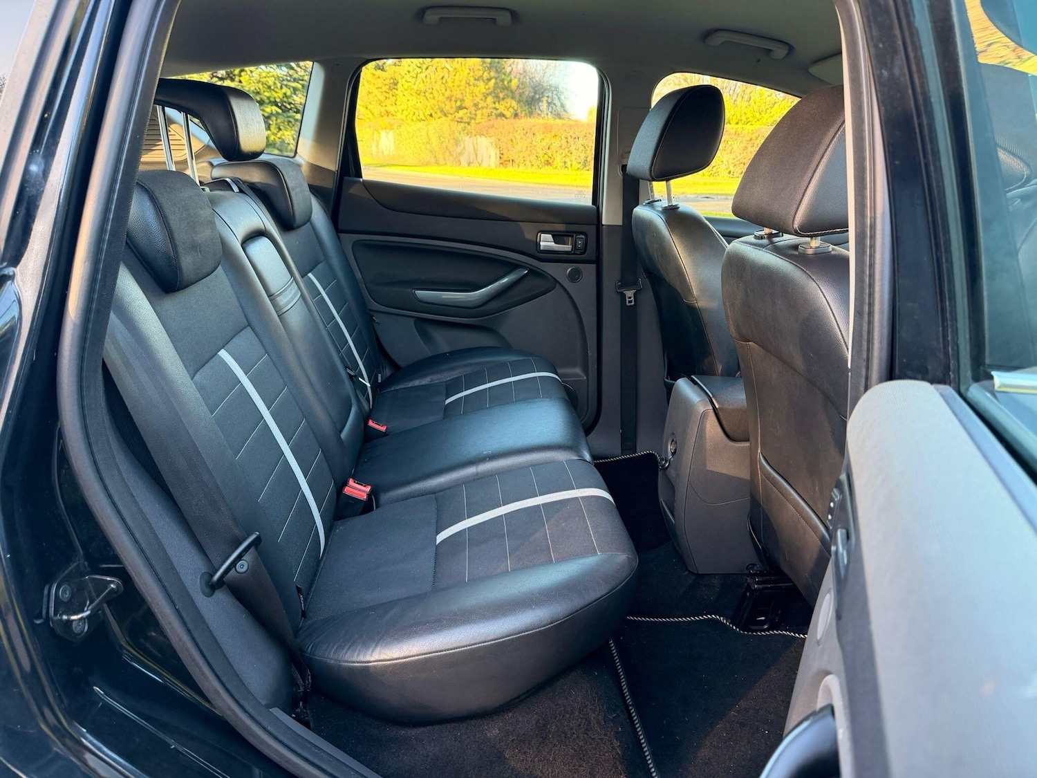 Used Ford Kuga 2011 for sale - 77120655: Photo 13