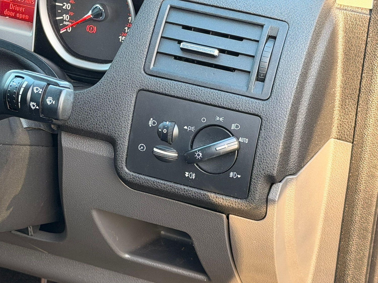 Used Ford Kuga 2011 for sale - 77120655: Photo 18