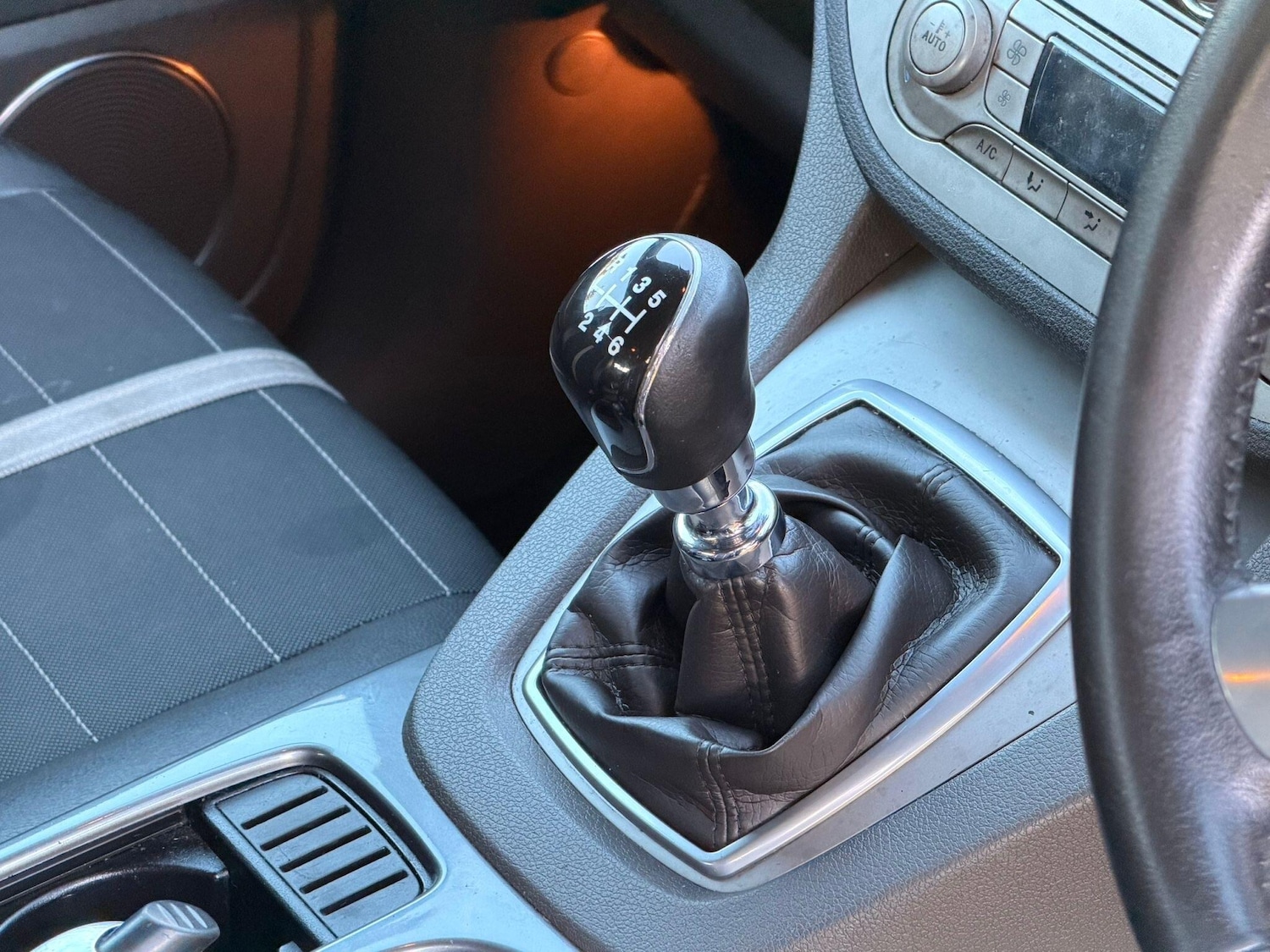 Used Ford Kuga 2011 for sale - 77120655: Photo 19