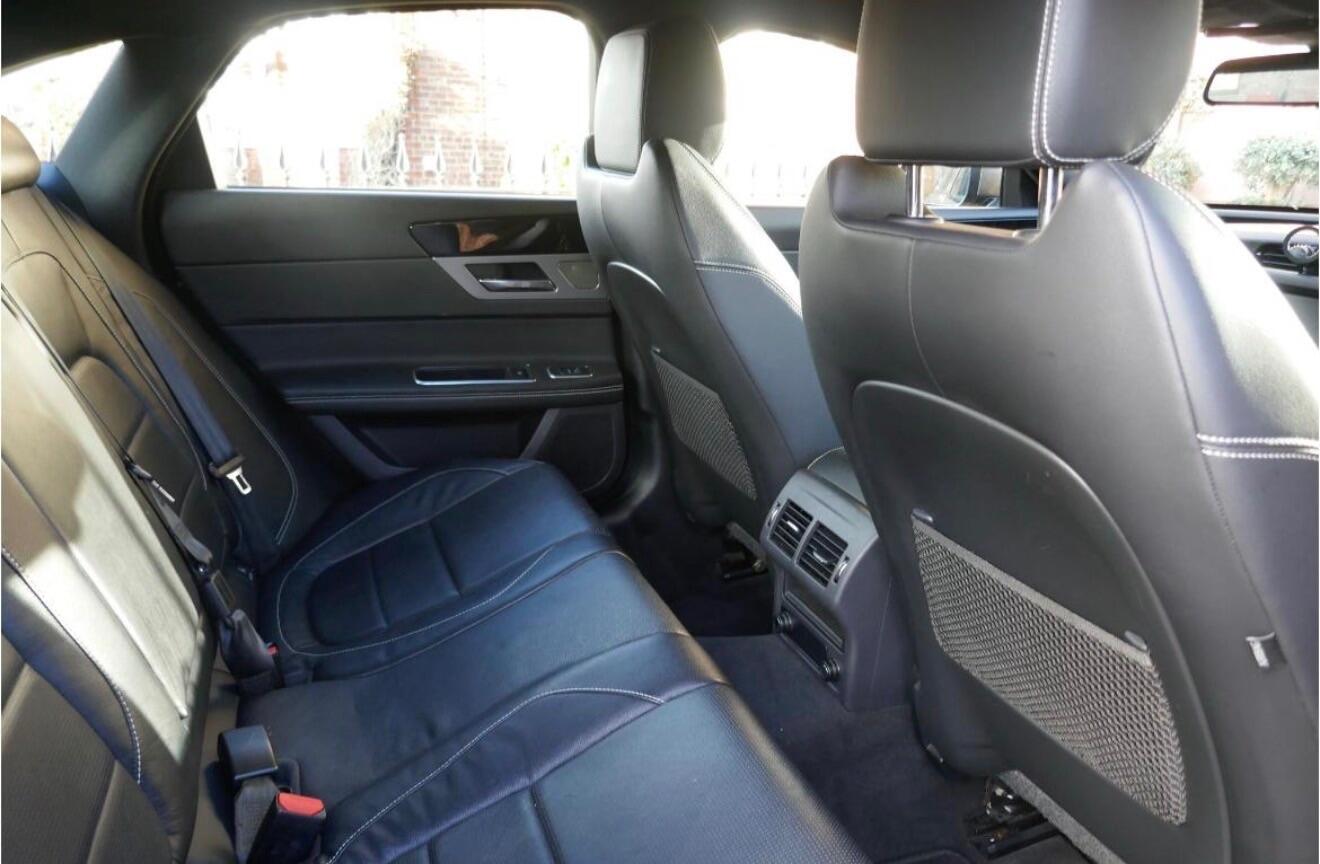 Used Jaguar XF 2016 for sale - 76965503: Photo 4