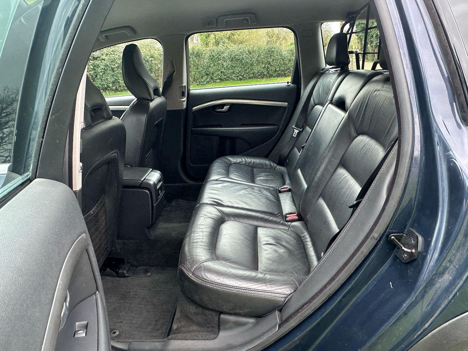 Used Volvo XC70 2011 for sale - 77120649: Photo 13