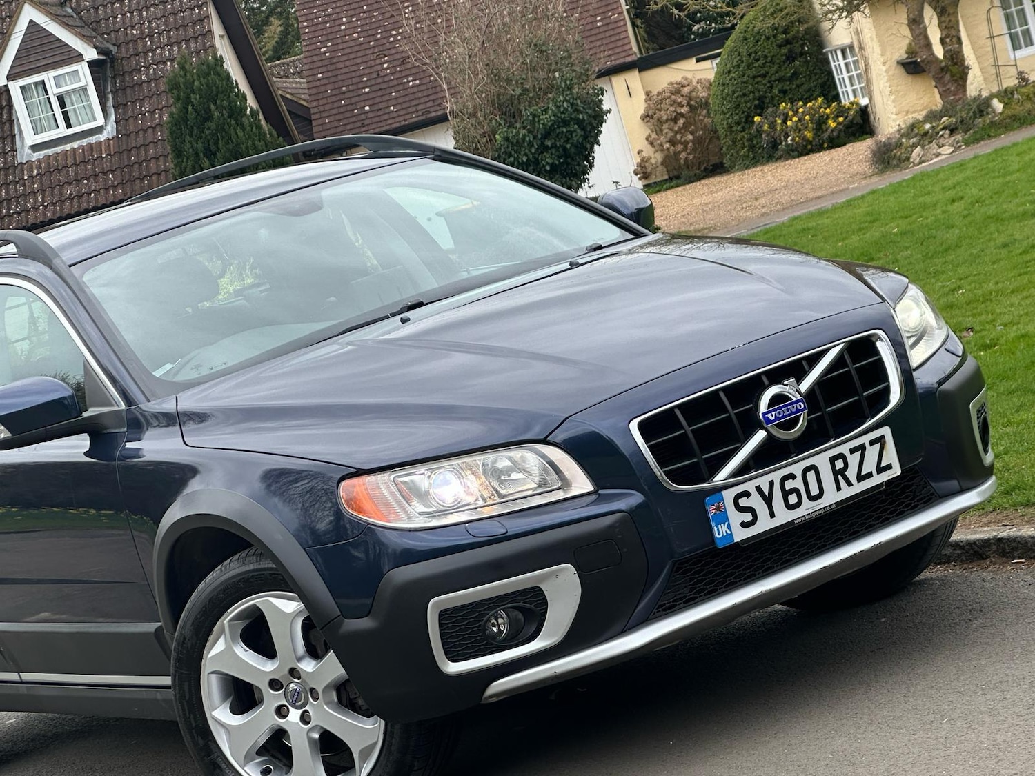 Used Volvo XC70 2011 for sale - 77120649: Photo 28