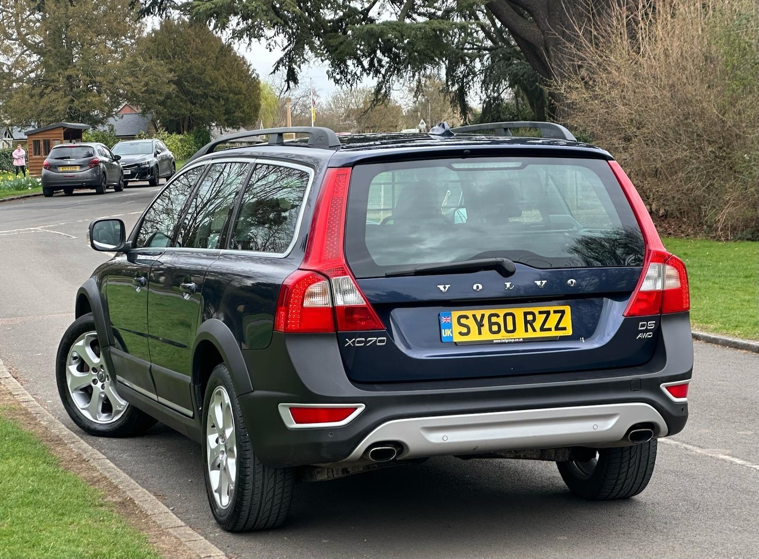 Used Volvo XC70 2011 for sale - 77120649: Photo 3