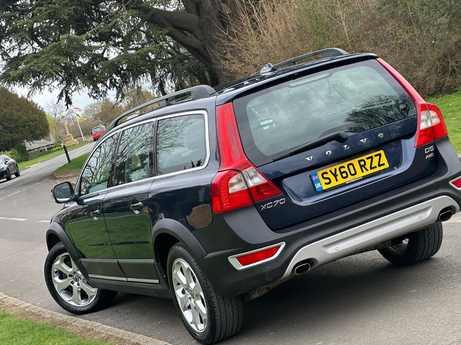 Used Volvo XC70 2011 for sale - 77120649: Photo 31