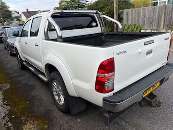 Used Toyota Hilux 2016 for sale - 78833972: Photo