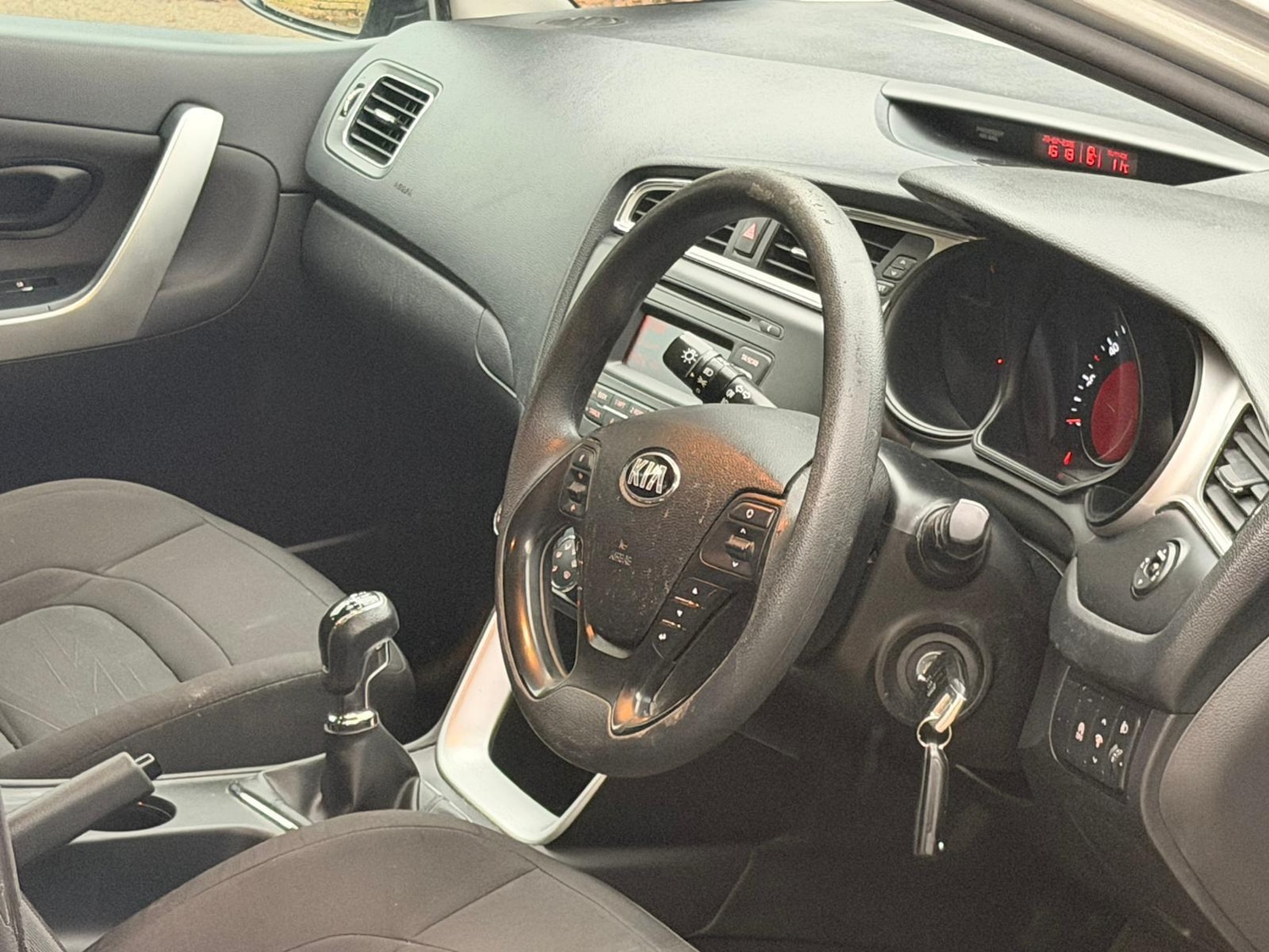 Used Kia Ceed 2017 for sale - 77658687: Photo 14