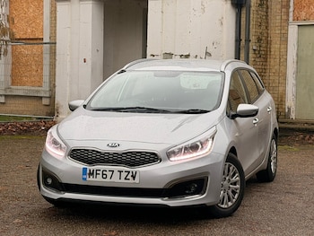 Used Kia Ceed 2017 for sale - 77658687: Photo