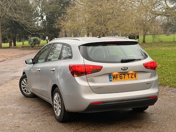 Used Kia Ceed 2017 for sale - 77658687: Photo
