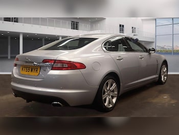 Used Jaguar XF 2010 for sale - 76539208: Photo