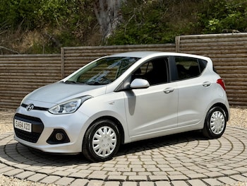 Used Hyundai i10 2014 for sale - 78922460: Photo