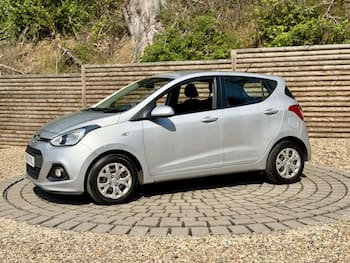 Used Hyundai i10 2015 for sale - 79557987: Photo