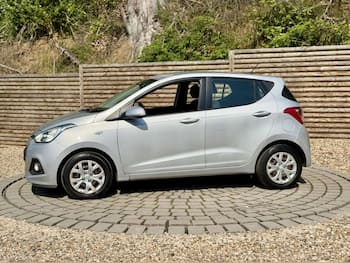 Used Hyundai i10 2015 for sale - 79557987: Photo