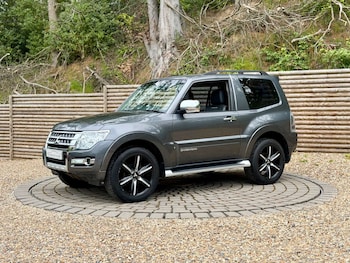 Used Mitsubishi Shogun 2017 for sale - 79459617: Photo