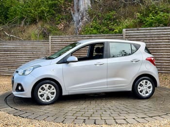 Used Hyundai i10 2016 for sale - 79557969: Photo