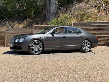 Used Bentley Flying Spur 2015 for sale - 79504290: Photo