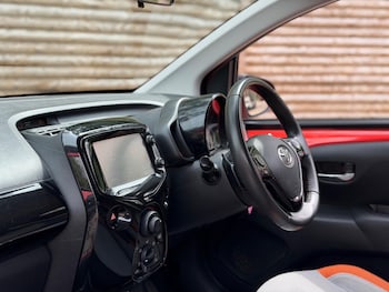 Used Toyota AYGO 2015 for sale - 78814875: Photo