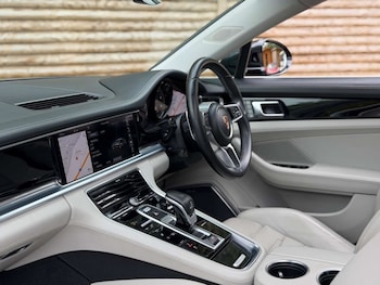 Used Porsche Panamera 2016 for sale - 79153822: Photo
