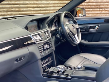 Used Mercedes-Benz E Class 2013 for sale - 78814870: Photo