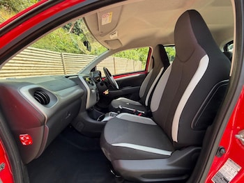 Used Toyota AYGO 2015 for sale - 78814821: Photo