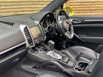 Used Porsche Cayenne 2016 for sale - 78814844: Photo