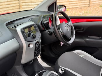 Used Toyota AYGO 2014 for sale - 78814874: Photo