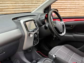 Used Peugeot 108 2017 for sale - 79557967: Photo