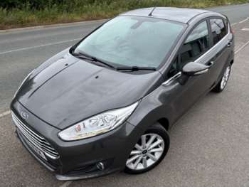 2017 (17) - 1.0 TITANIUM FREE ROAD TAX GREAT 1ST CAR SAT NAV BLUETOOTH CRUISE MP3/USB 5-Door