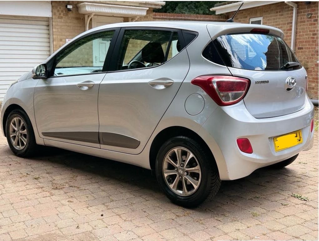 Used Hyundai i10 2017 for sale - 76347299: Photo 5
