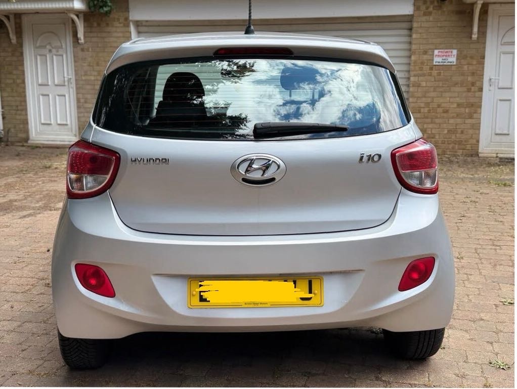Used Hyundai i10 2017 for sale - 76347299: Photo 6