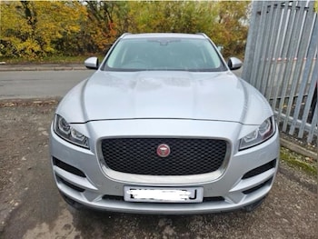Used Jaguar F-Pace 2018 for sale - 77336668: Photo