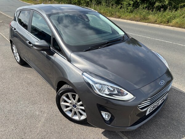 Used Ford Fiesta 2018 for sale - 75063893: Photo 1