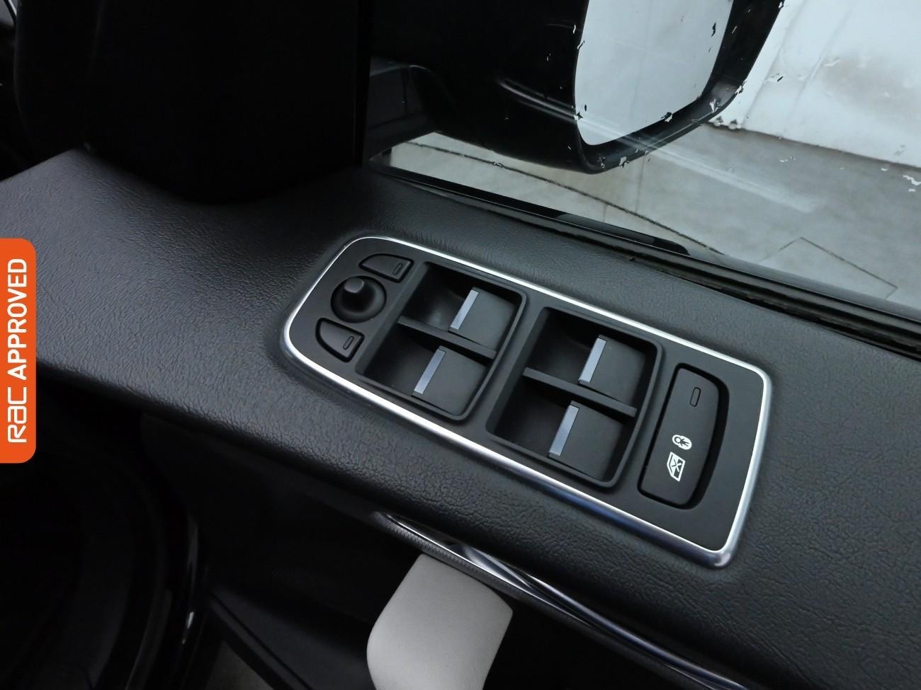 Used Jaguar F-Pace 2016 for sale - 77123926: Photo 11