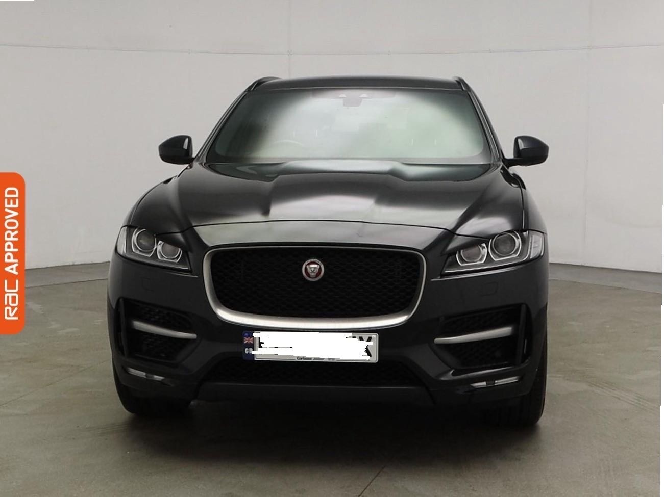 Used Jaguar F-Pace 2016 for sale - 77123926: Photo 3