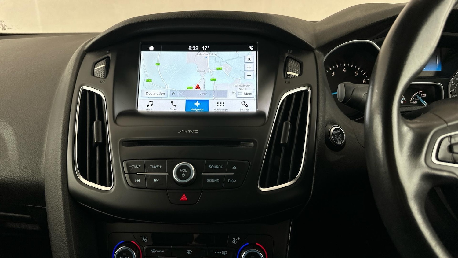 Used Ford Focus 2017 for sale - 77113088: Photo 11