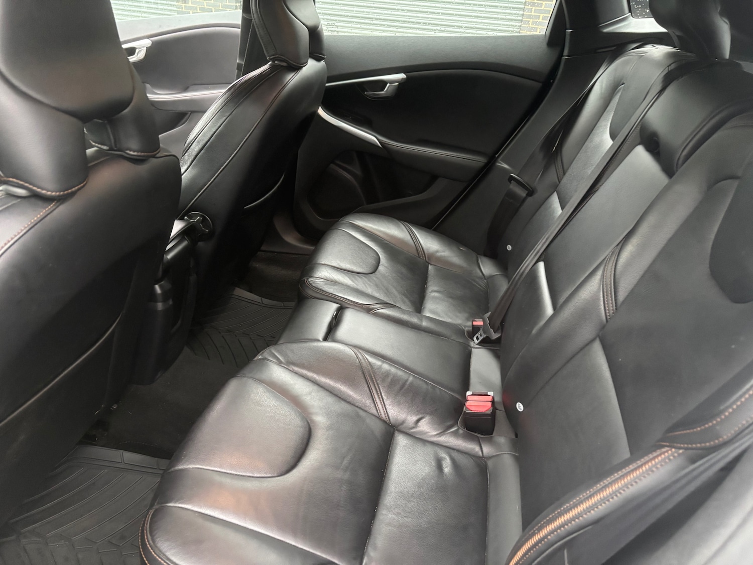 Used Volvo V40 2014 for sale - 77310502: Photo 11