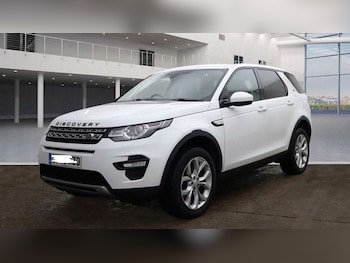 Used Land Rover Discovery Sport 2016 for sale - 77313858: Photo
