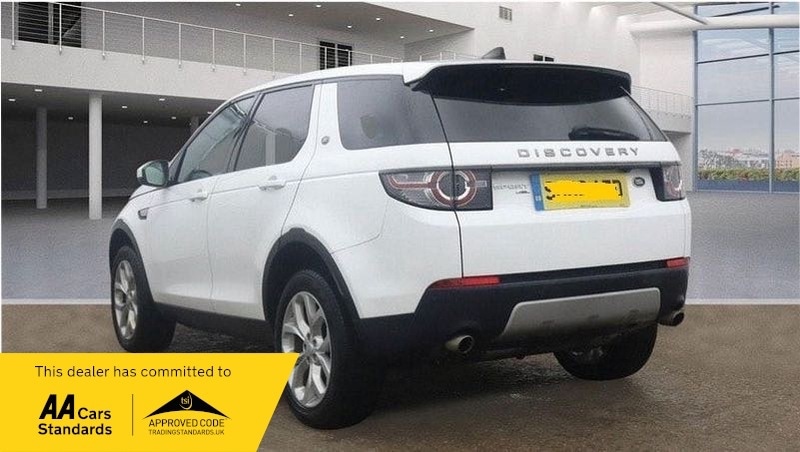 Used Land Rover Discovery Sport 2016 for sale - 77313858: Photo 2