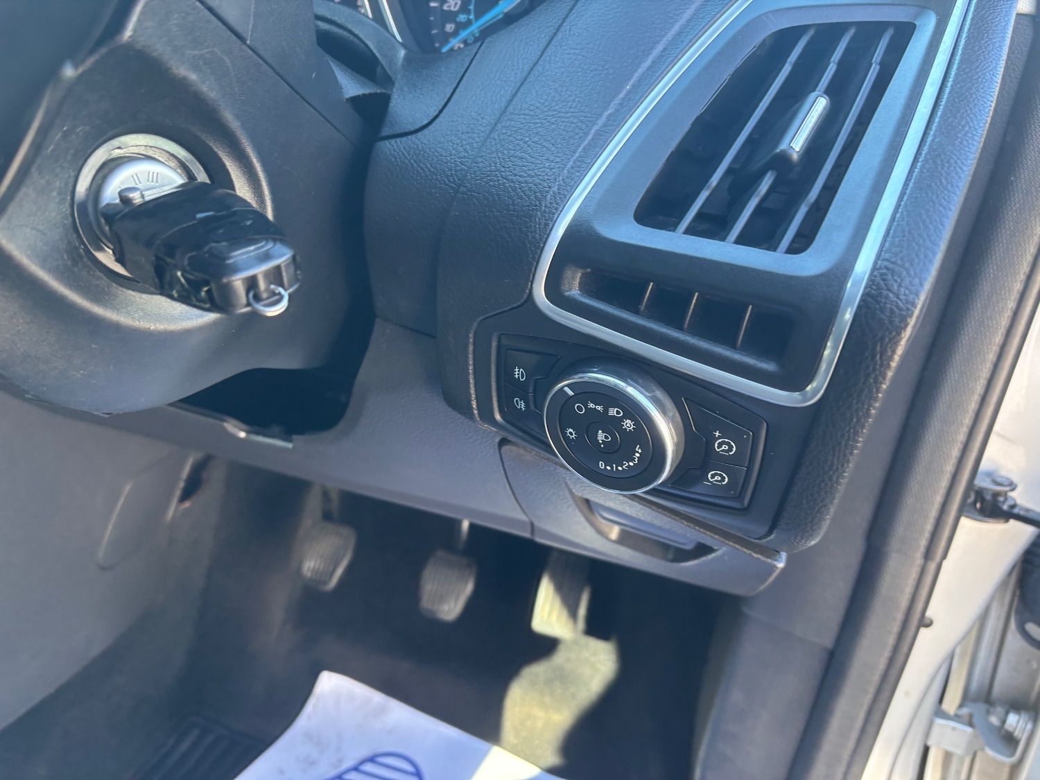 Used Ford Focus 2012 for sale - 77435700: Photo 16