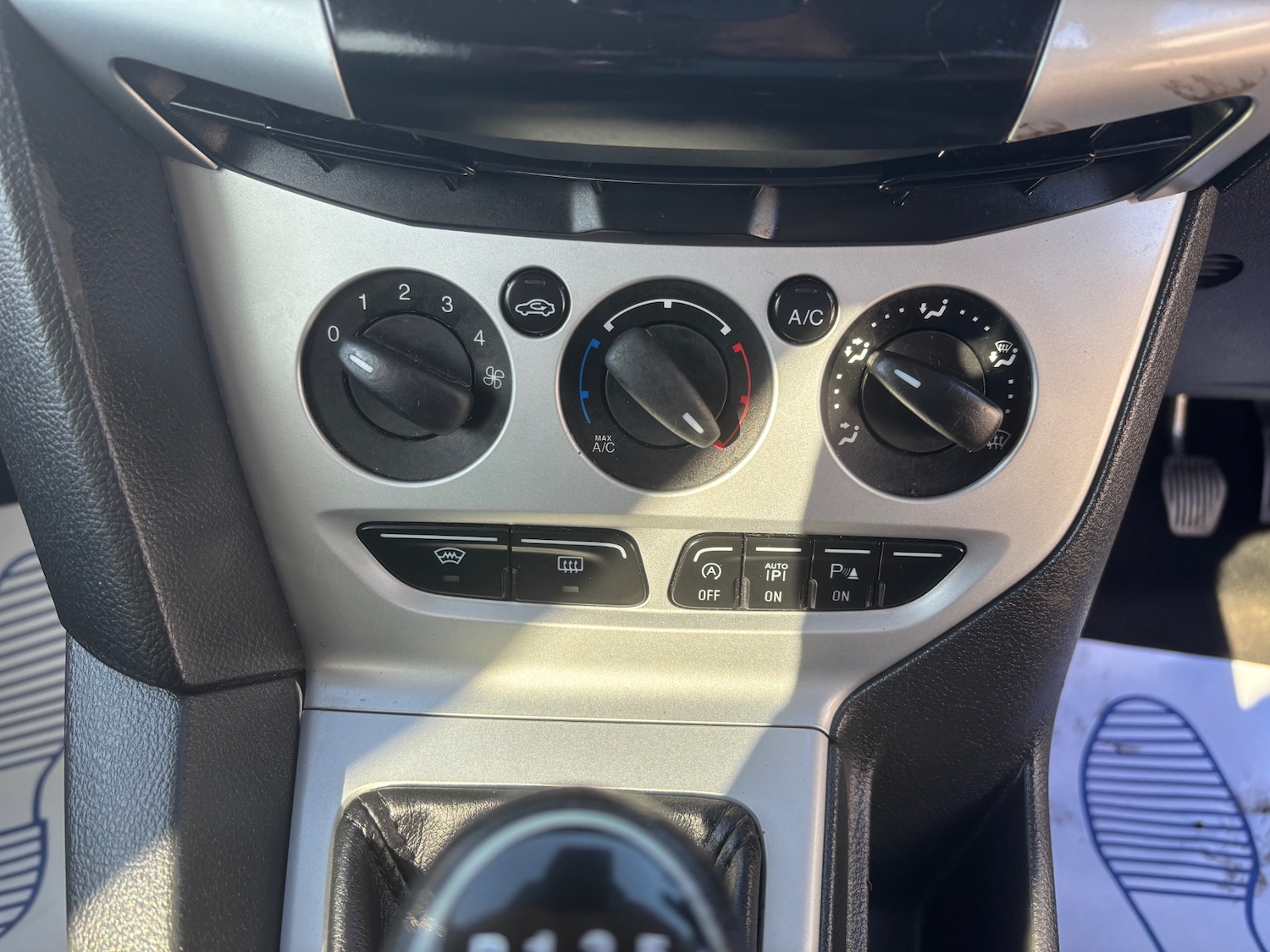 Used Ford Focus 2012 for sale - 77435700: Photo 19