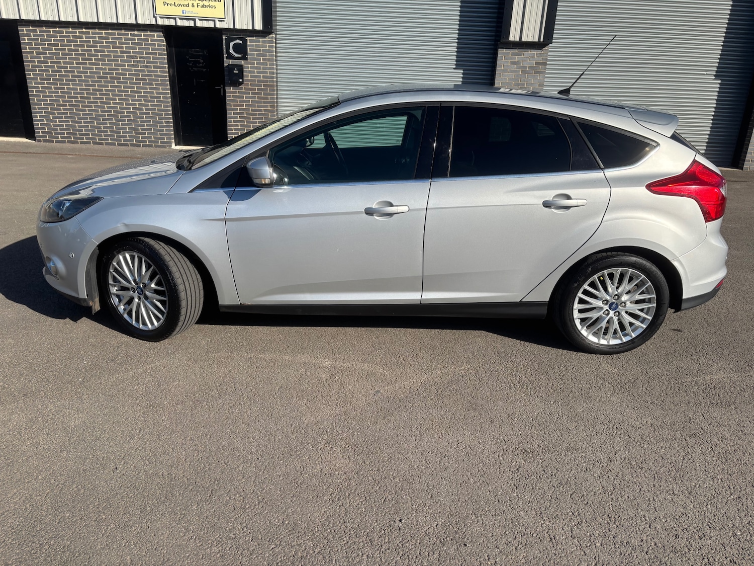 Used Ford Focus 2012 for sale - 77435700: Photo 24