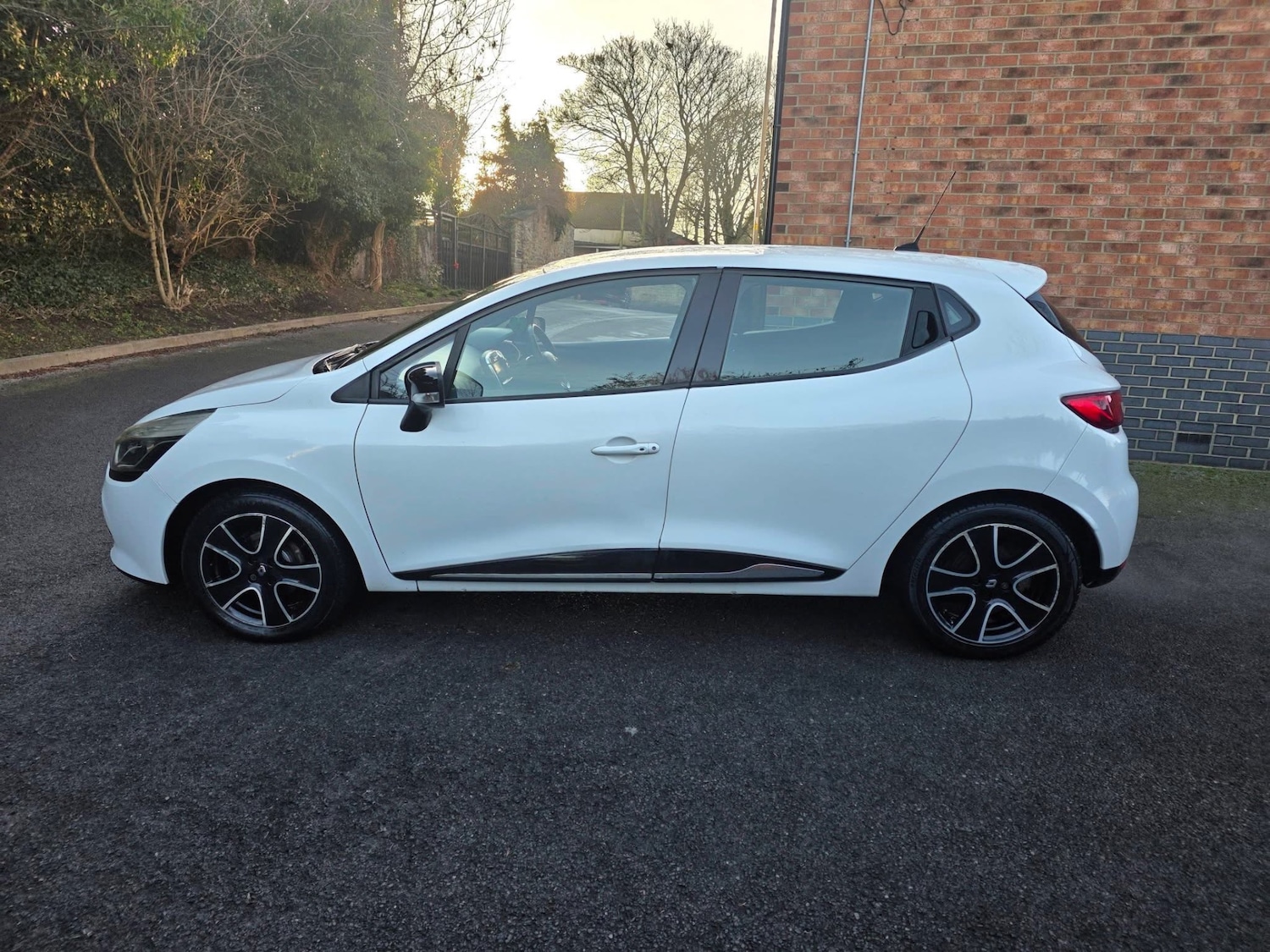 Used Renault Clio 2013 for sale - 77135933: Photo 7